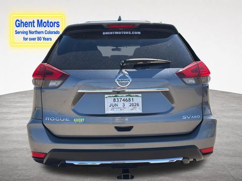 Used 2017 Nissan Rogue SV AWD/4WD image 4