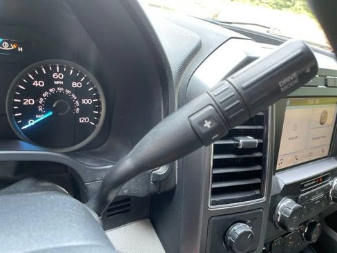 Used 2019 Ford F150 XLT AWD/4WD image 36