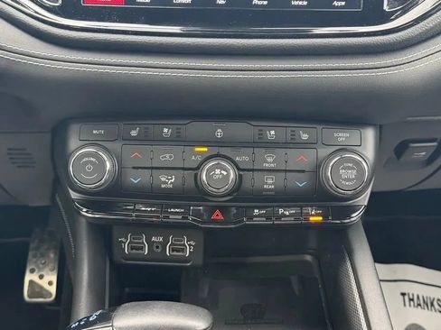 Used 2022 Dodge Durango SRT w/ Technology Group AWD/4WD image 23