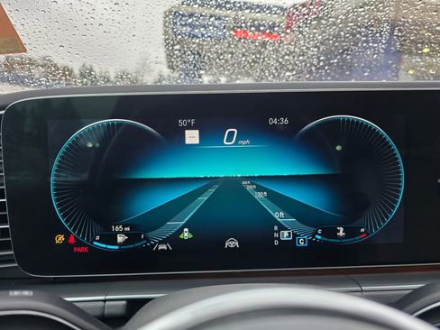 Used 2020 Mercedes-Benz GLE 350 4MATIC image 25