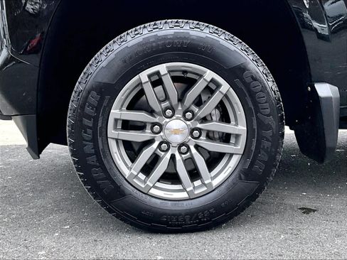 Used 2023 Chevrolet Colorado LT w/ LT Convenience Package II image 7