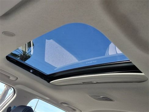 New 2026 Hyundai Venue SEL image 18