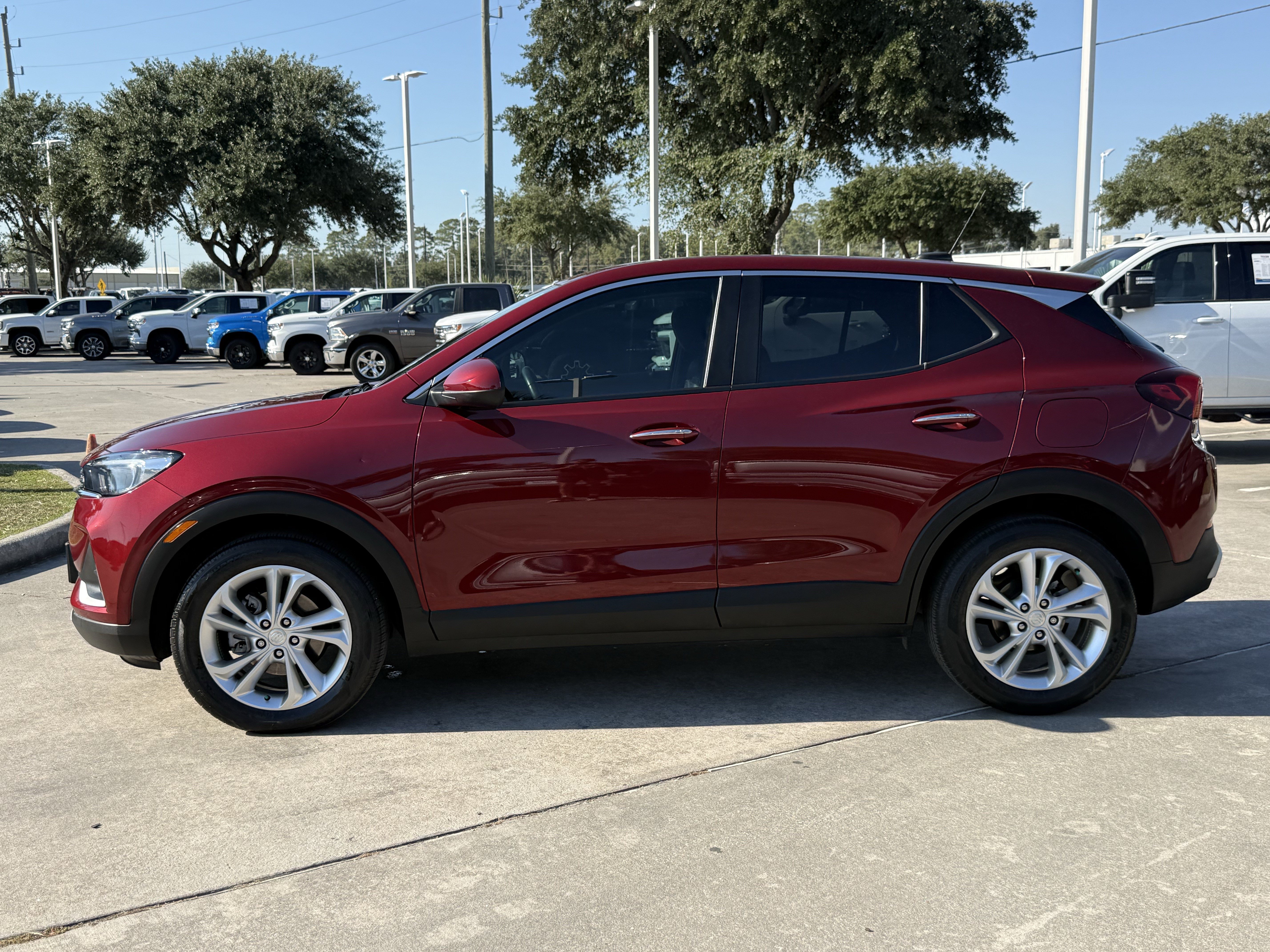 Used 2023 Buick Encore GX Preferred FWD image 8