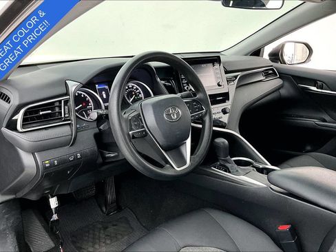 Used 2021 Toyota Camry LE FWD image 6