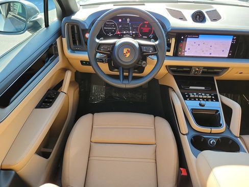 New 2026 Porsche Cayenne Coupe AWD/4WD image 21