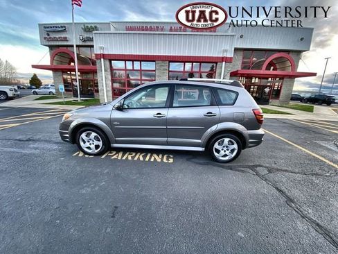 Used 2007 Pontiac Vibe w/ Sun And Sound Package image 1