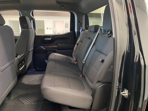 Used 2022 Chevrolet Silverado 1500 LT Trail Boss w/ Bed Protection Package image 9