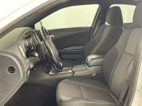 Used 2020 Dodge Charger SXT w/ Blacktop Package RWD image 10