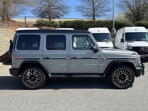 Used 2025 Mercedes-Benz G 63 AMG 4MATIC image 9