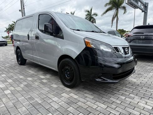 Used 2015 Nissan NV200 SV w/ Technology Package FWD image 1