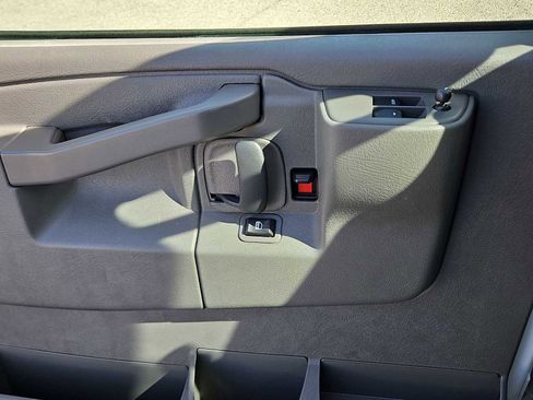 Used 2024 GMC Savana 2500 w/ Driver Convenience Package RWD image 14