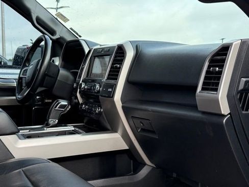 Used 2018 Ford F150 Lariat AWD/4WD image 18