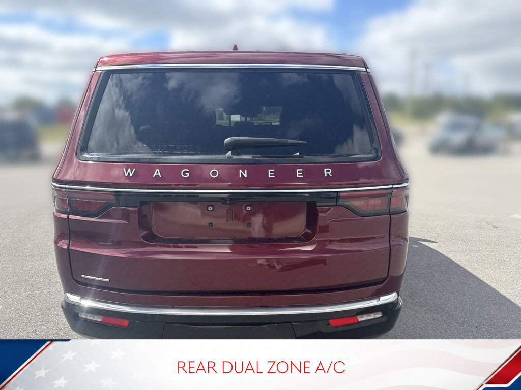 Used 2023 Jeep Wagoneer 4WD w/ Premium Group I image 4