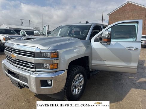 Used 2019 Chevrolet Silverado 2500 LTZ w/ Duramax Plus Package AWD/4WD image 35