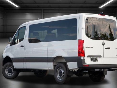 Used 2025 Mercedes-Benz Sprinter 144 Cargo image 8