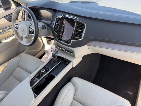 Certified 2022 Volvo XC90 T6 Inscription w/ Advanced Package AWD/4WD image 14