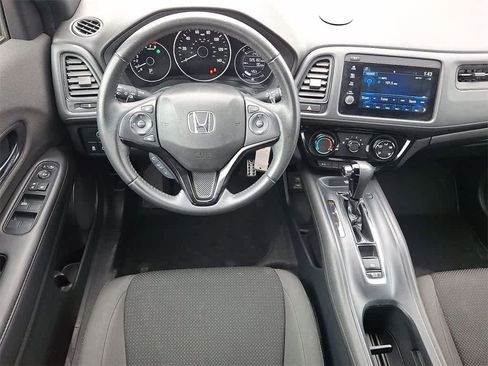 Certified 2022 Honda HR-V Sport image 21