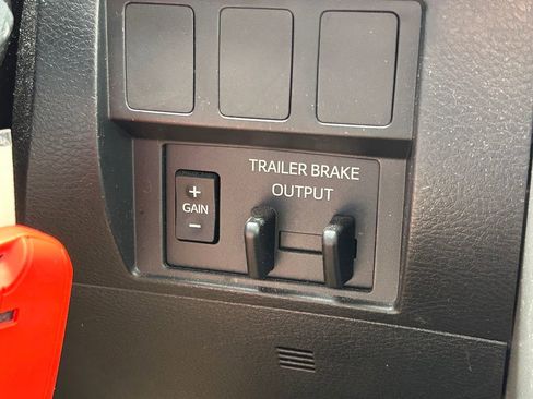 Used 2021 Toyota Tundra SR5 RWD image 26