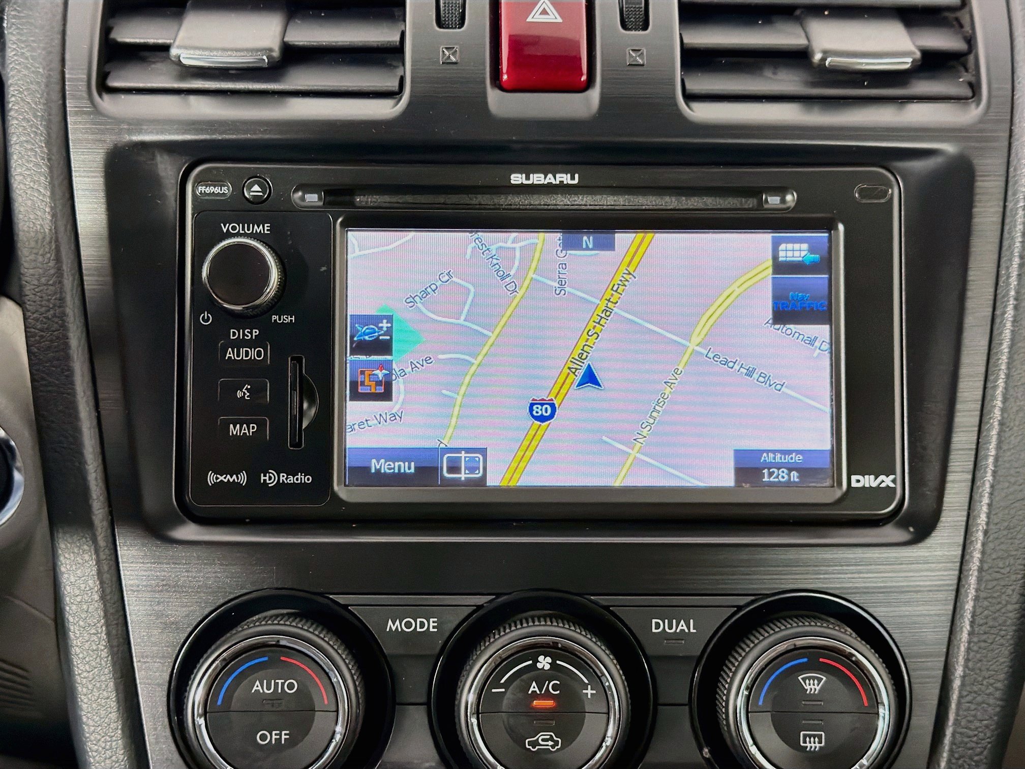 Used 2015 Subaru Forester 2.5i Touring w/ Eyesight & Navigation System AWD/4WD image 21