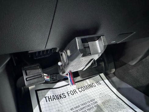 Used 2018 Chevrolet Silverado 1500 LT w/ LT Eassist Package image 20