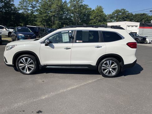Used 2019 Subaru Ascent Touring AWD/4WD image 2