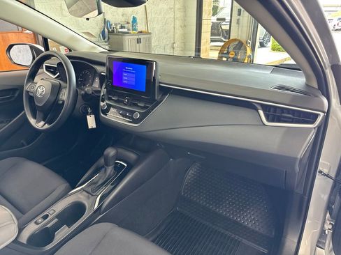 Used 2024 Toyota Corolla LE FWD image 48