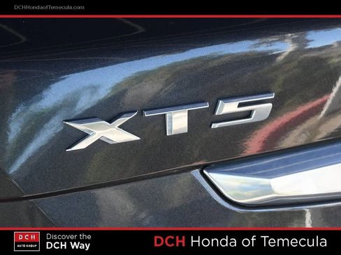 Used 2017 Cadillac XT5 Premium Luxury image 7