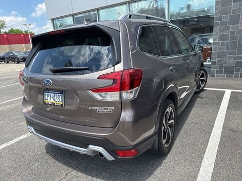 Used 2023 Subaru Forester Touring AWD/4WD image 3