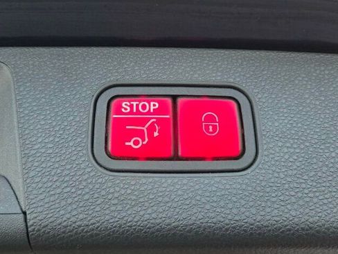 Used 2014 Mercedes-Benz GLK 250 BlueTEC 4MATIC image 17