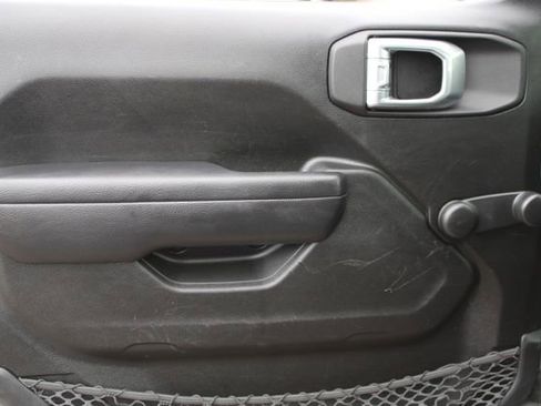 Used 2023 Jeep Wrangler Sport image 10