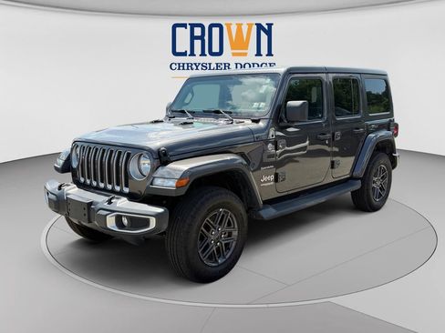 Used 2020 Jeep Wrangler Unlimited Sahara AWD/4WD image 7
