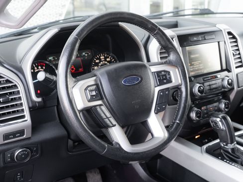 Used 2015 Ford F150 Lariat w/ Equipment Group 502A Luxury image 11