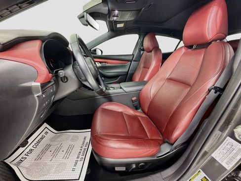 Used 2020 MAZDA MAZDA3 Hatchback w/ Premium Package FWD image 21