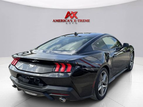 Used 2024 Ford Mustang Coupe RWD image 6