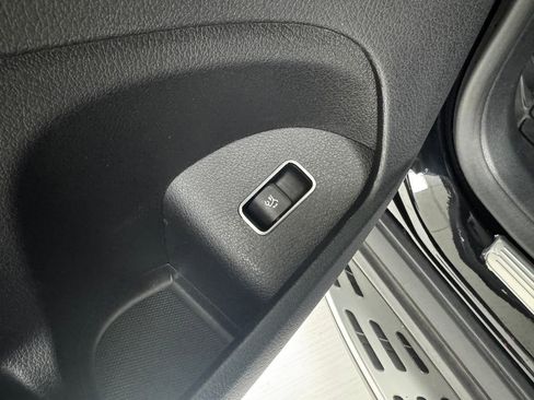 Used 2022 Mercedes-Benz GLE 350 4MATIC image 30