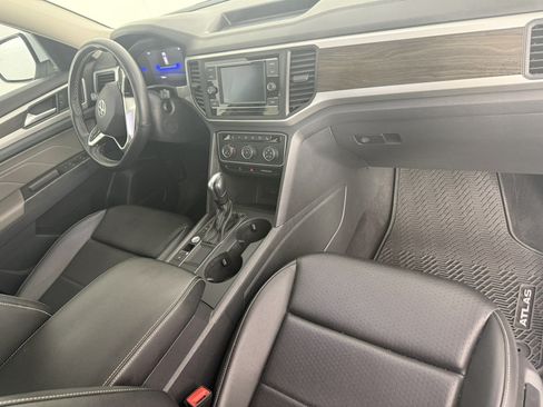 Used 2022 Volkswagen Atlas SE FWD image 11
