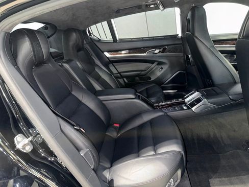 Used 2014 Porsche Panamera Turbo S Executive image 33