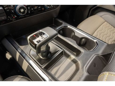 Used 2025 Chevrolet Silverado 1500 ZR2 AWD/4WD image 25