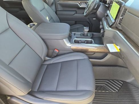 New 2026 Chevrolet Silverado 1500 LT Trail Boss w/ Safety Package image 12