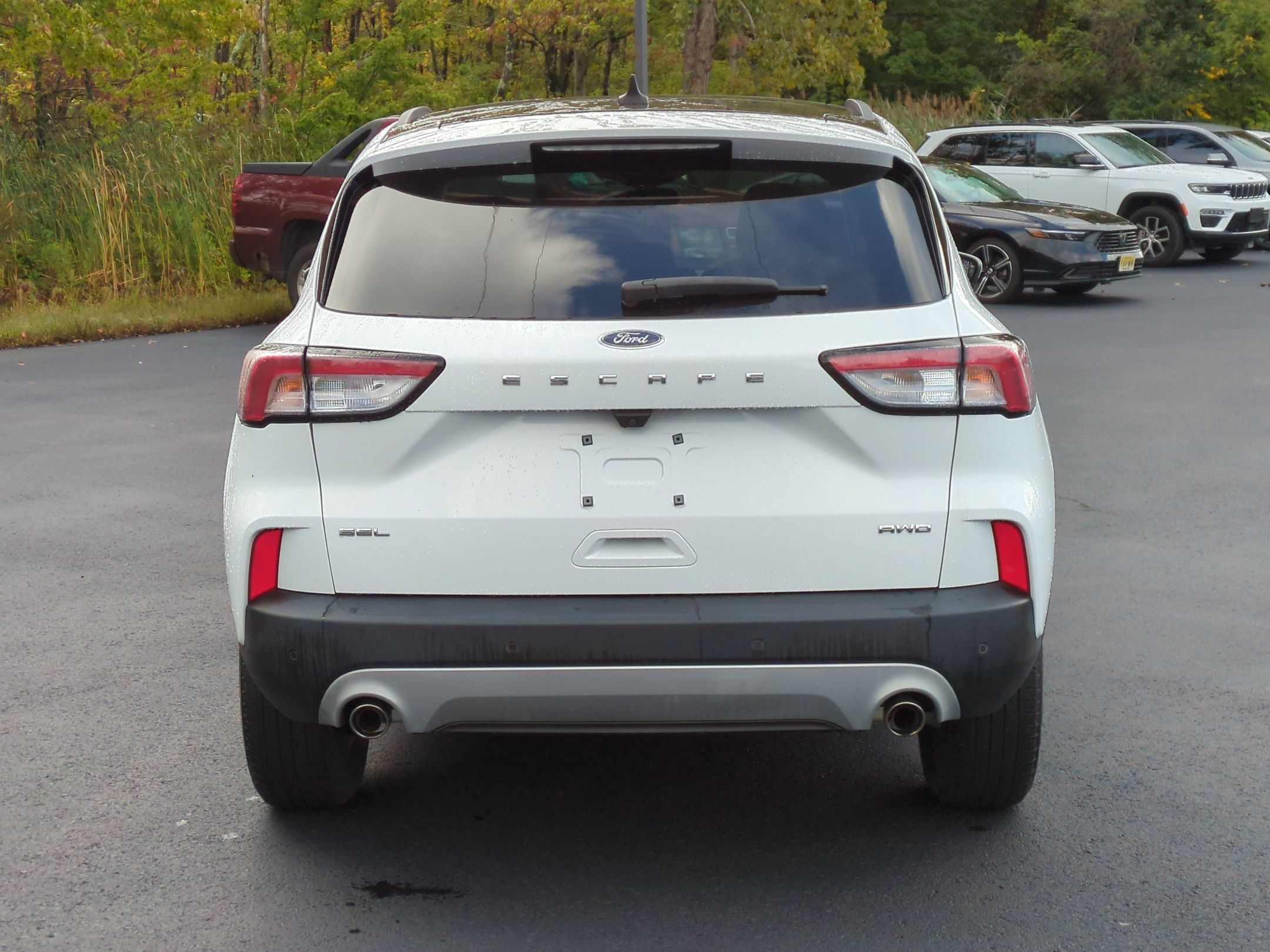 Used 2022 Ford Escape SEL w/ Technology Package AWD/4WD image 4