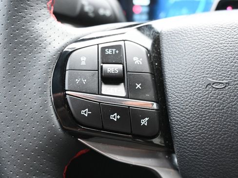 Used 2025 Ford Explorer ST-Line w/ Premium Package RWD image 13