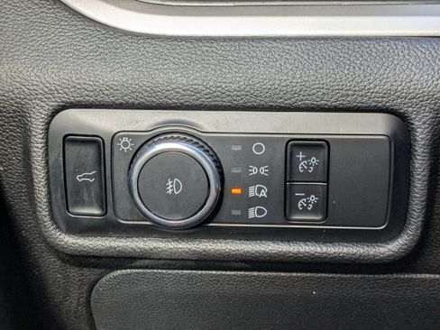 Certified 2024 Ford Explorer XLT w/ Equipment Group 202A AWD/4WD image 27