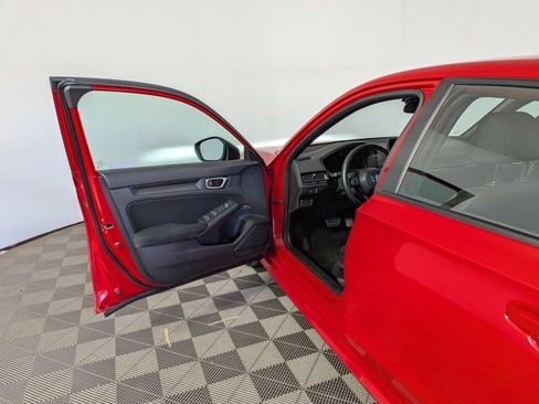 Used 2023 Honda Civic Sport image 11
