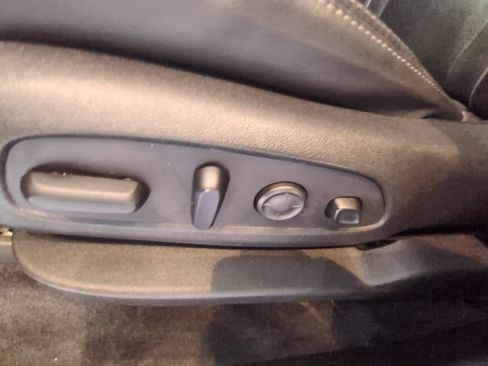 Used 2020 Buick Enclave Avenir w/ Avenir Technology Package FWD image 9
