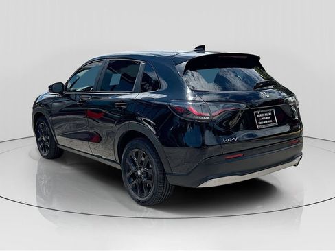 Used 2023 Honda HR-V Sport image 5