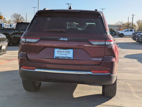 New 2025 Jeep Grand Cherokee Laredo X image 4
