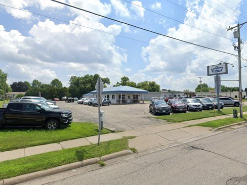 Used 2021 GMC Acadia AT4 w/ Preferred Package AWD/4WD image 15