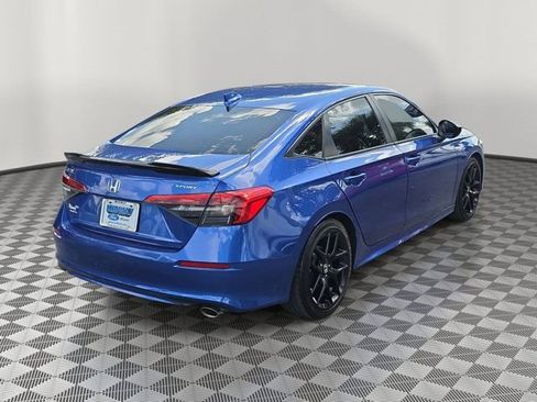 Used 2023 Honda Civic Sport image 6