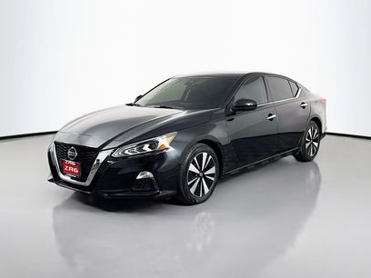 Used 2021 Nissan Altima 2.5 SV