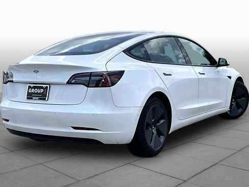 Used 2022 Tesla Model 3 Standard Range RWD image 11